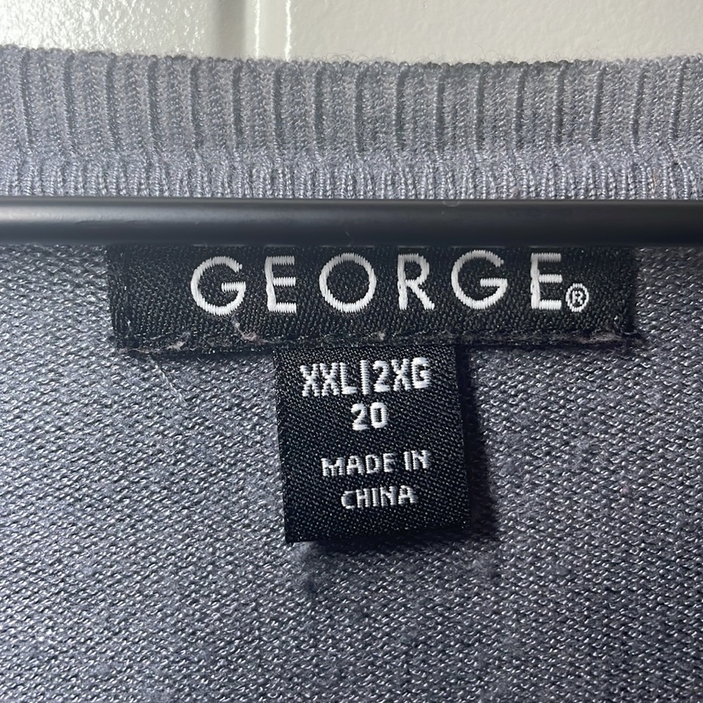 George Gray & Black Animal Print Button Front Cardigan - Picture 2 of 8